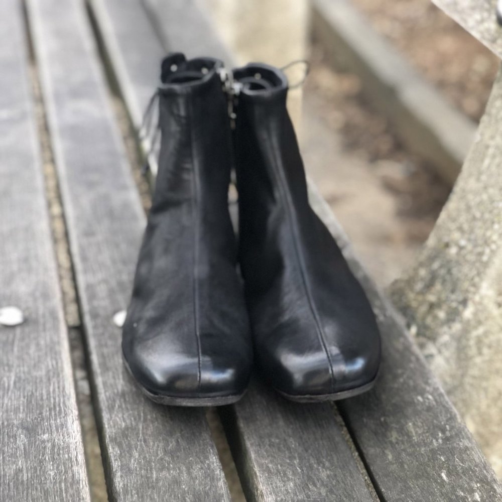 Black Ankle boots in vintage leather by Ink - Picture 6 of 8
